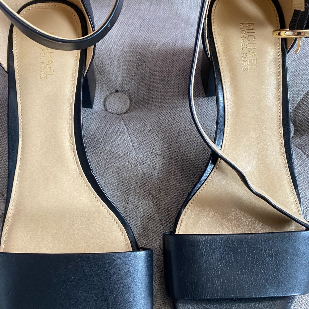 Michael kors sandals little use super comfortable